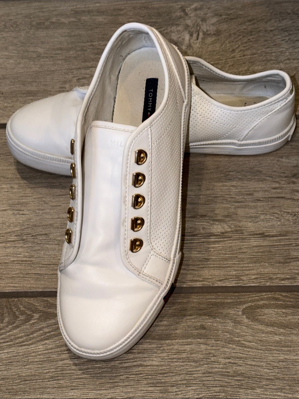 Tommy Hilfiger White Sneakers with Gold Lace Loops